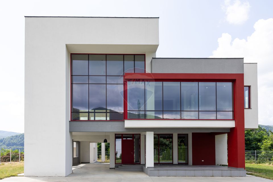 5 room House / Villa for sale