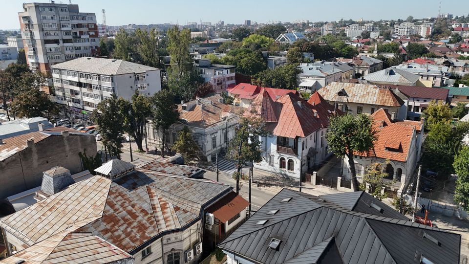 Casă cu teren de vânzare strada Domneasca Galati