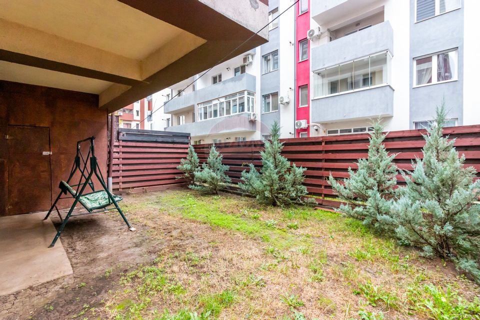 Apartament cu 4 camere si gradina proprie de vanzare/ str.  Amurgului