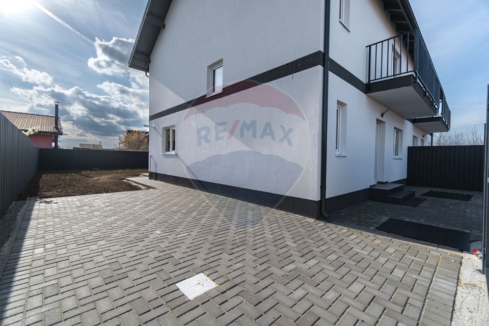 5 room House / Villa for sale