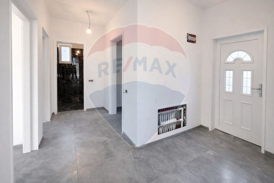 4 room House / Villa for sale