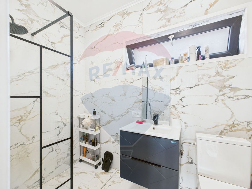 4 room House / Villa for sale, Est area