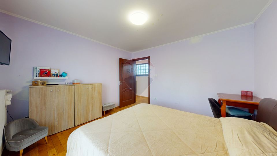 Două case pe același teren – locuință + oportunitate de business – Bod