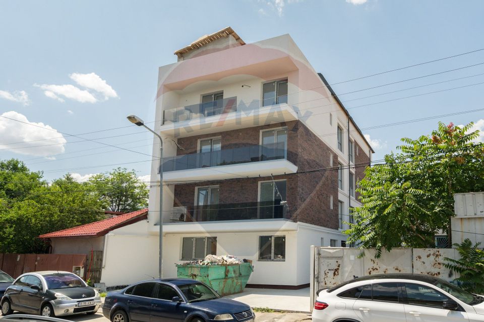 Apartament cu 3 camere si terasa