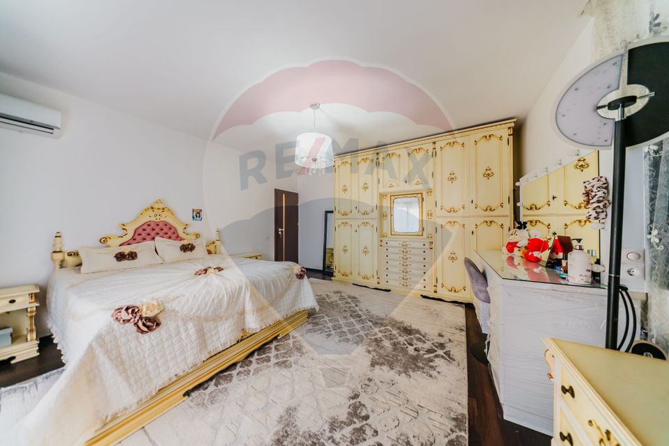 Casă de lux , finisaje premium, piscină, curte amenajată –Vladimirescu