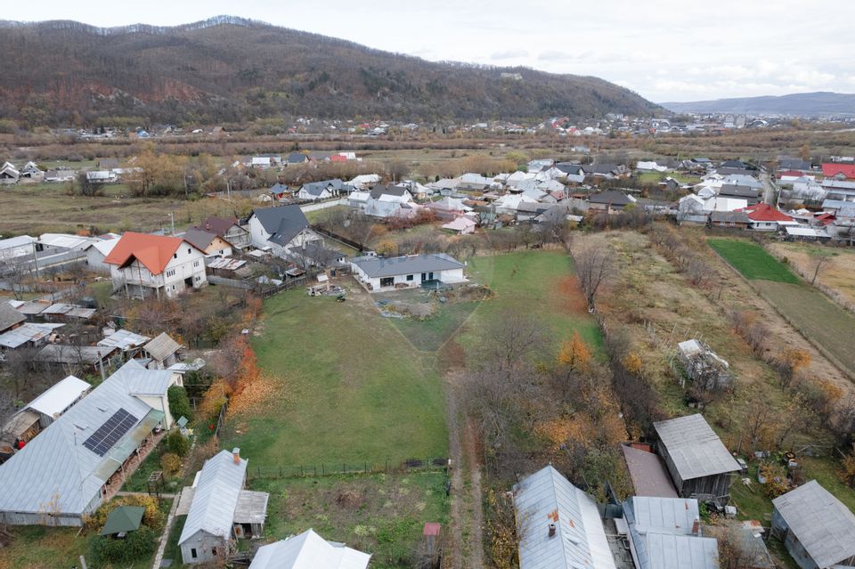 Casă / Vilă cu 5 camere de vânzare