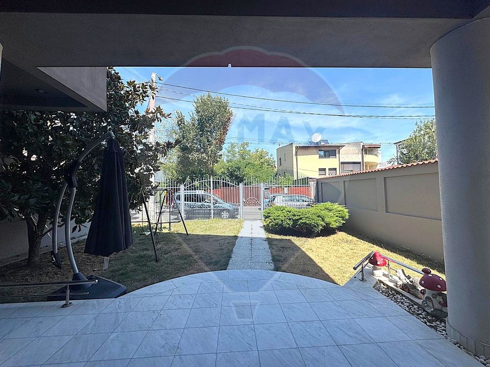 Casă / Vilă spațioasă de închiriat – Militari, zona Moinești