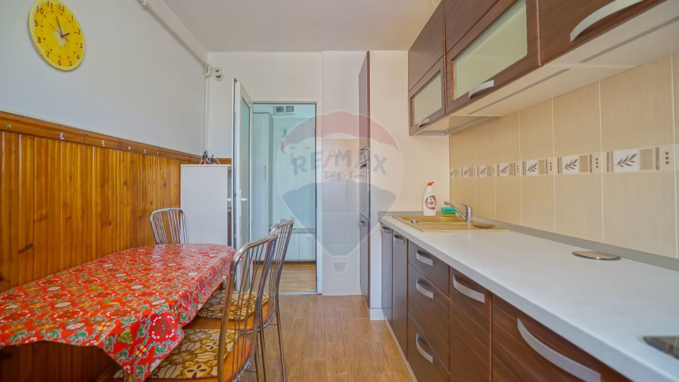 3 room Apartment for rent, Scriitorilor area