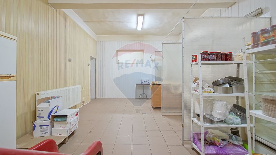 200sq.m Commercial Space for rent, Centrul Civic area