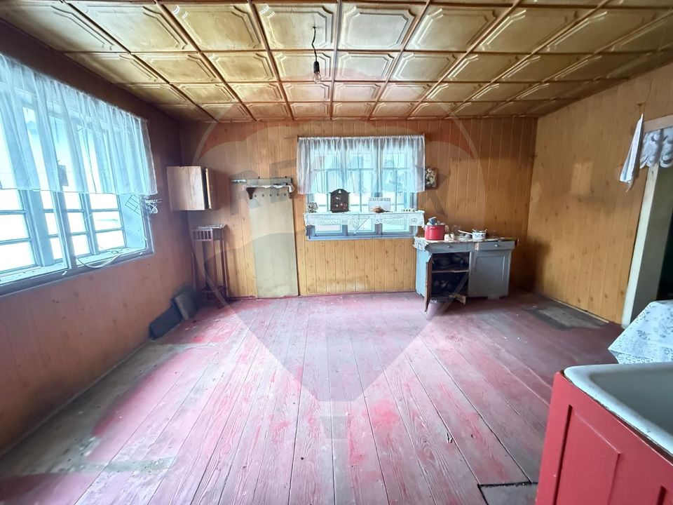 Casă cu Teren de Vânzare în Gura Humorului – strada Pajiștei