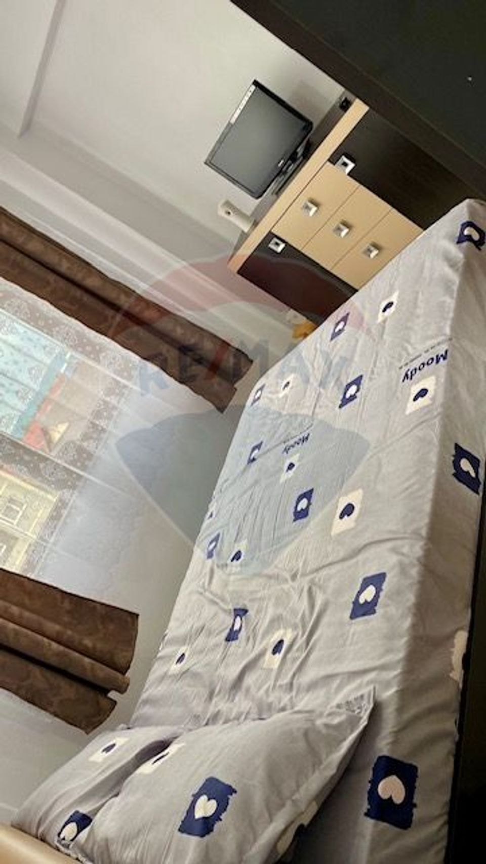 Apartament cu 3 camere de vânzare