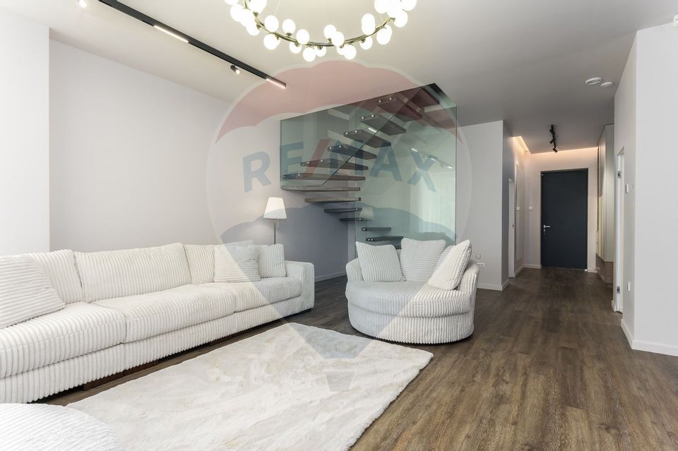 6-room smart villa with rooftop pool – for rent