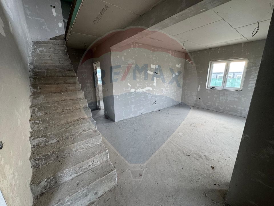 Casa tip Duplex Spațios în Noul Ansamblu Rezidențial din Selimbar/Mohu