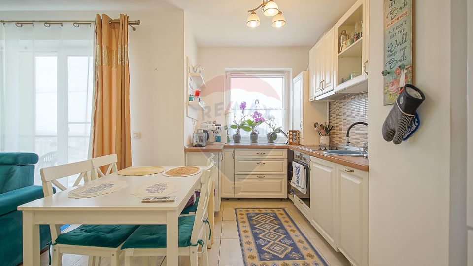 Apartament cu 2 camere de vânzare, Top City-Tractorul, comision 0%