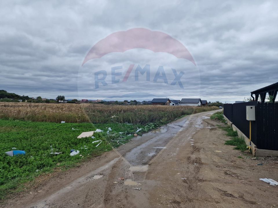 Land 3,555sqm Hemeius / Strada Gradinarilor