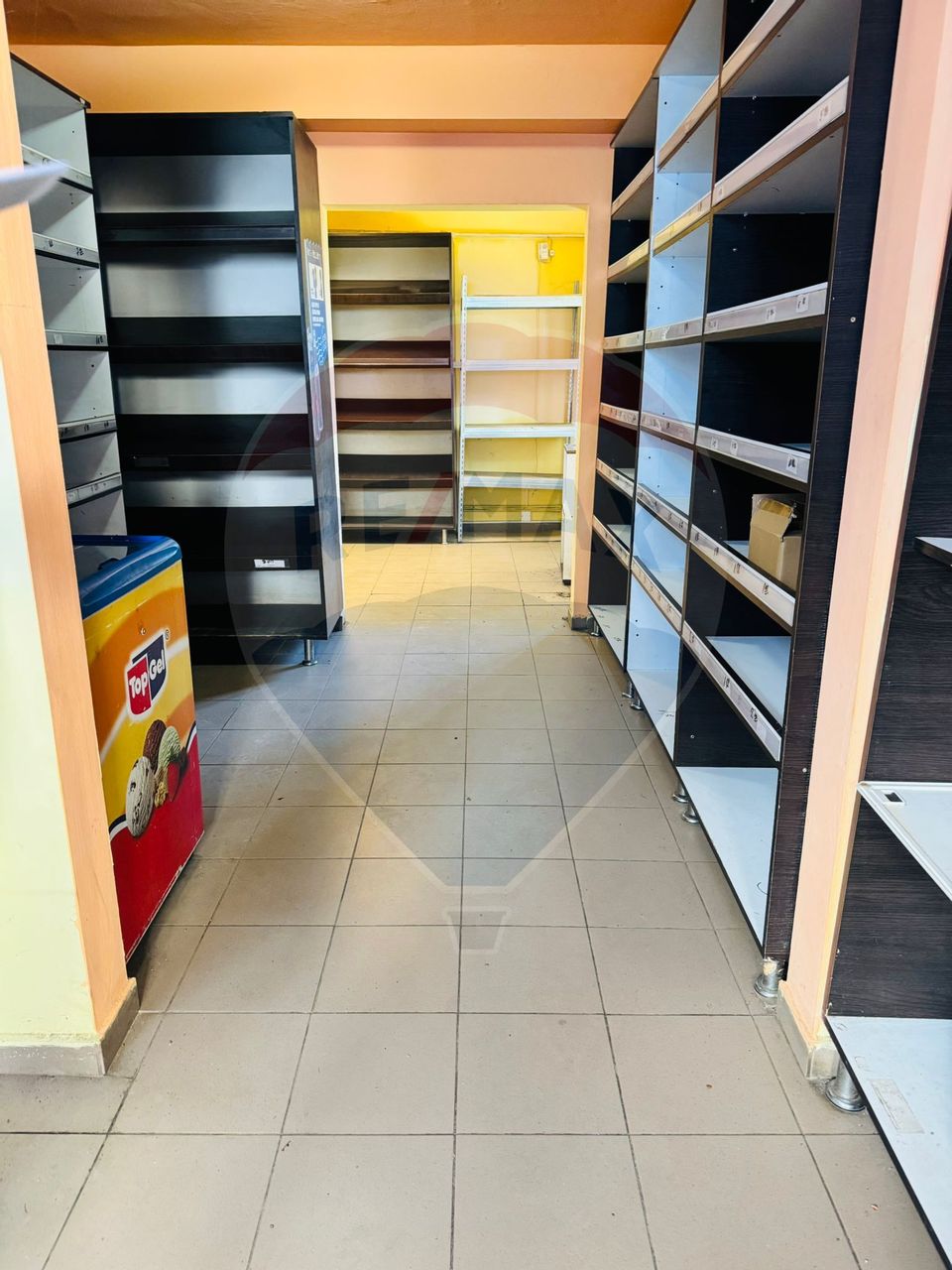 Spațiu comercial de 35mp de vânzare în zona Exterior Est