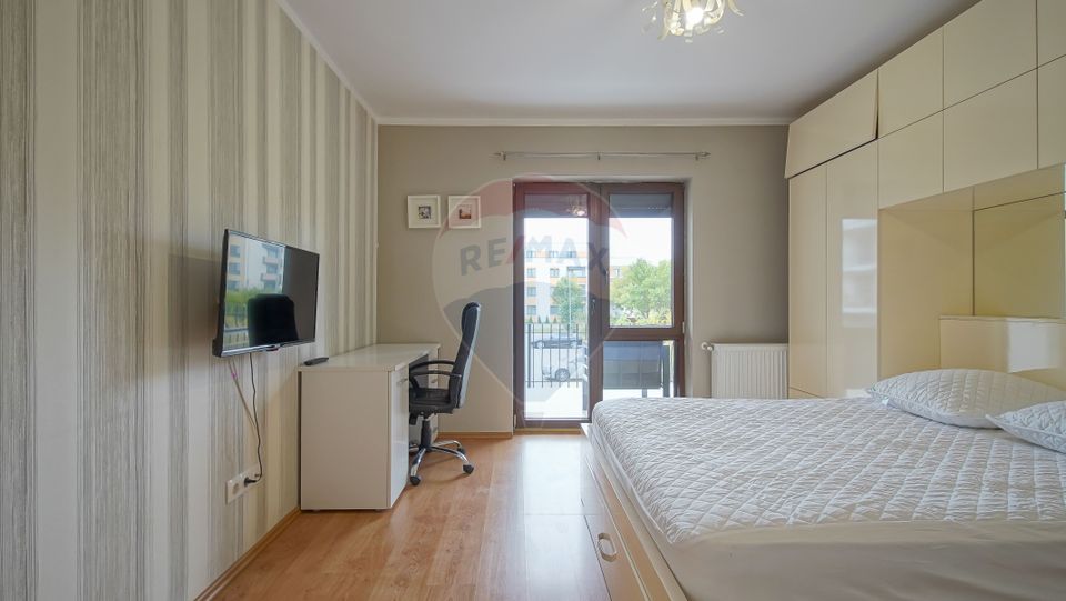 !! VANDUT !!  Apartament in vila, 3 camere, Nicolae Labis, Tractorul