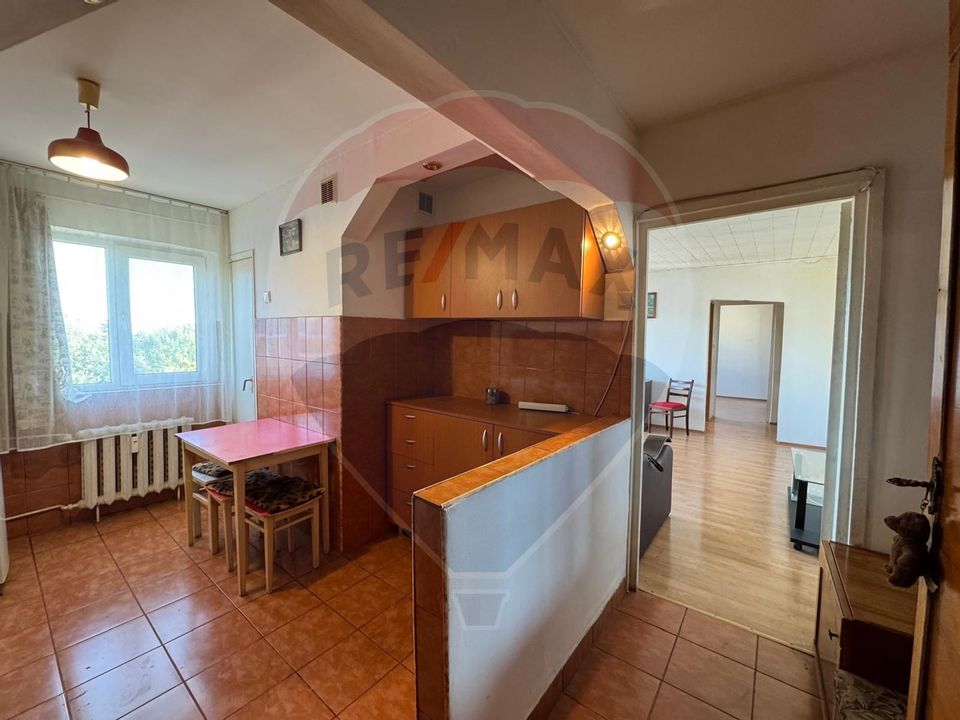 Apartament cu 2 camere zona Lebada