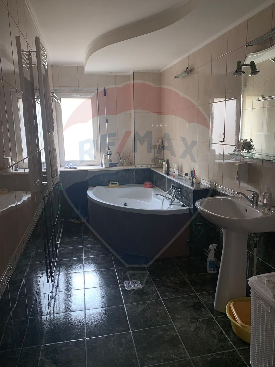 Apartment converted from 4 to 3 rooms | Pitesti | Gavana 3
