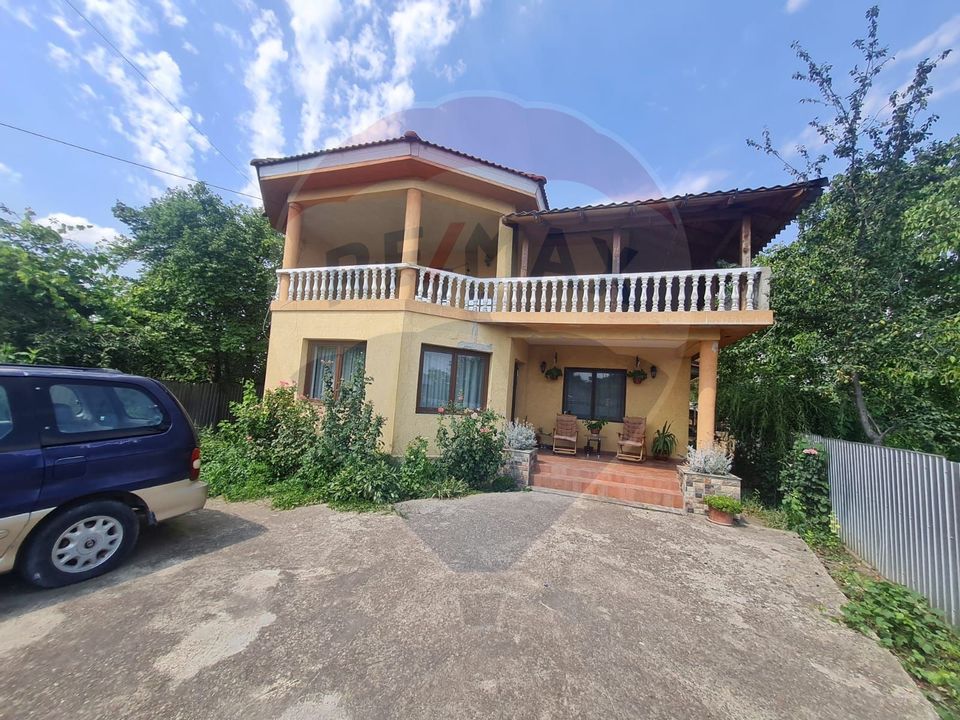 6 room House / Villa for sale