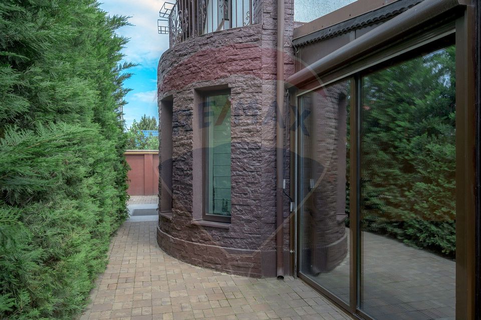 Vilă superbă cu finisaje premium în Berceni