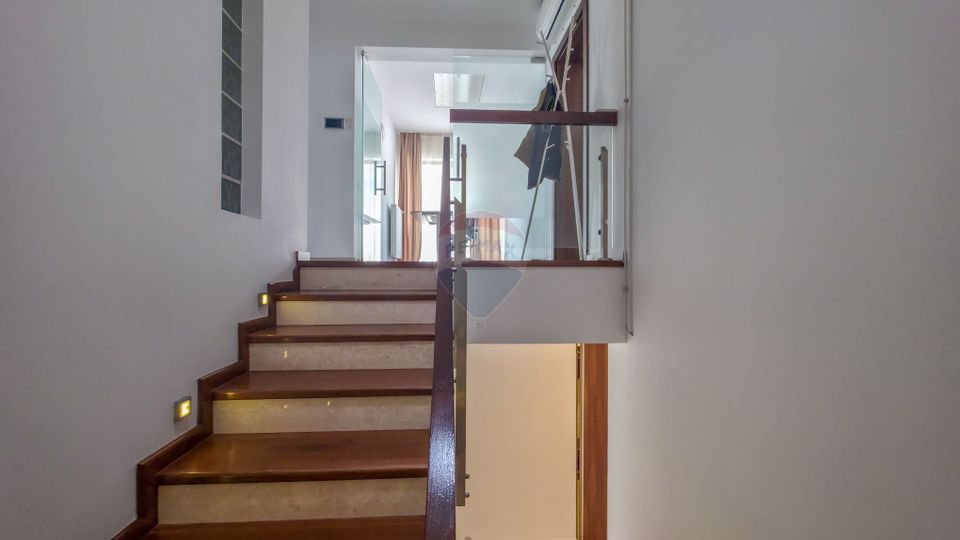 Casa cu 5 camere de inchiriat Gheorgheni, Garaj, Teren 400mp