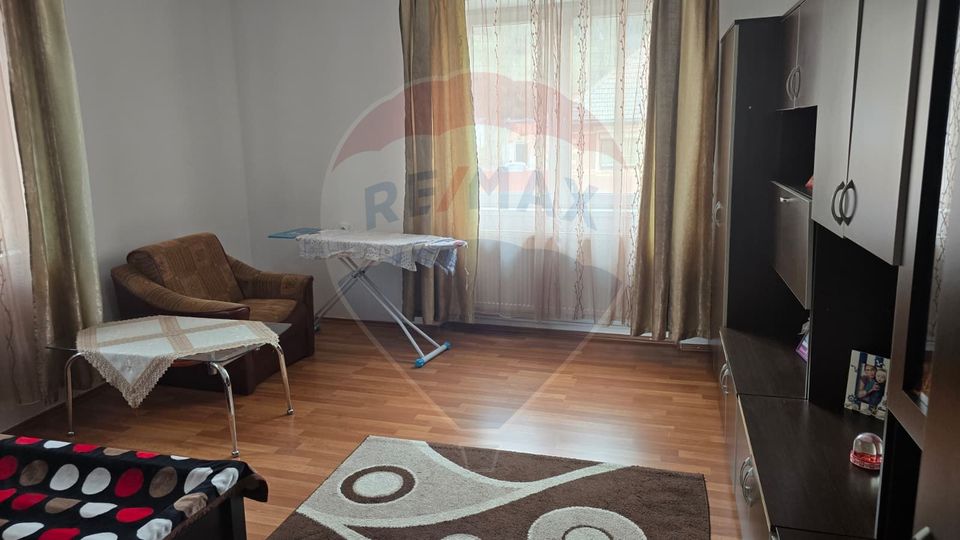 5 room House / Villa for sale