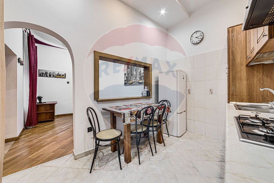 Apartament cu 2 camere de închiriat, zonă Ultracentrală