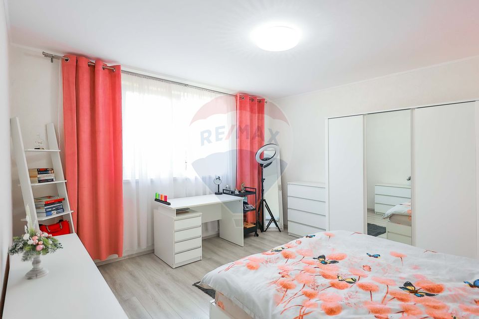 Casă Modernă cu 5 Camere și Design Elegant în Nojorid, Lângă Oradea