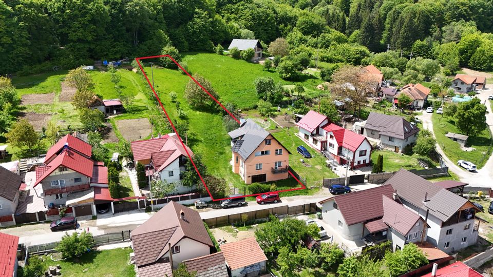 Comision 0 | Vila cu 7 camere | 1734 mp teren | Colonia 1 Mai | Vulcan