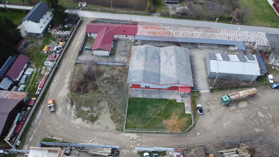 Hală industrială cu birouri si teren Gura Humorului
