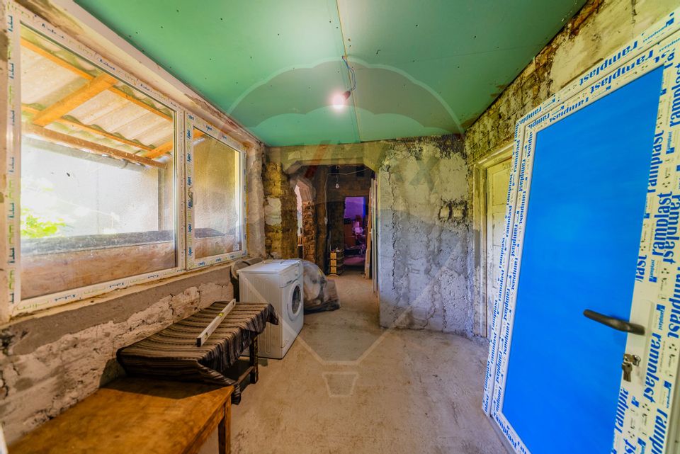 Casă+teren 2880 mp de vanzare in Tipar la 12 km de Chisineu Cris