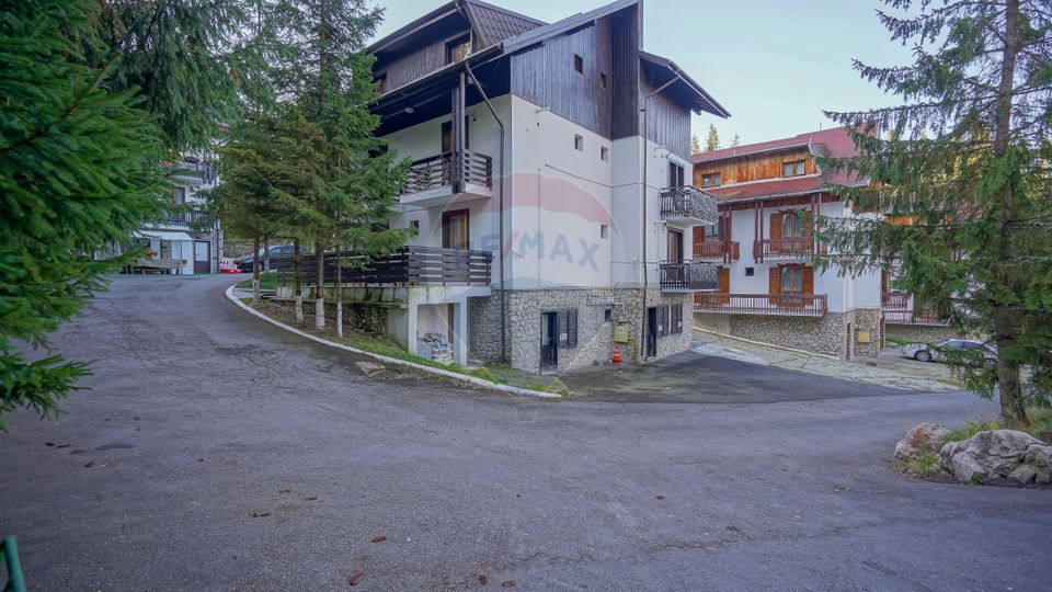 11 room Hotel / Pension for sale