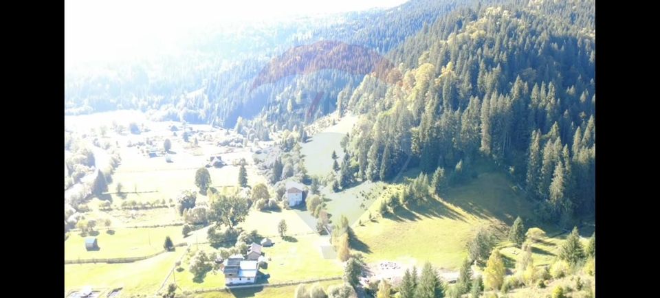 Teren 9555mp, din care 6120m.intravilan Vatra Dornei.