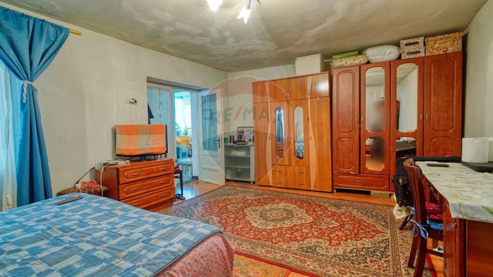Proprietate 691 mp + anexe, ideal renovare – Dumbrăvița, BV