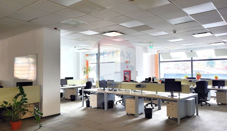 Spatiu birouri de închiriat 160 - 500 mp Central. Comision 0%