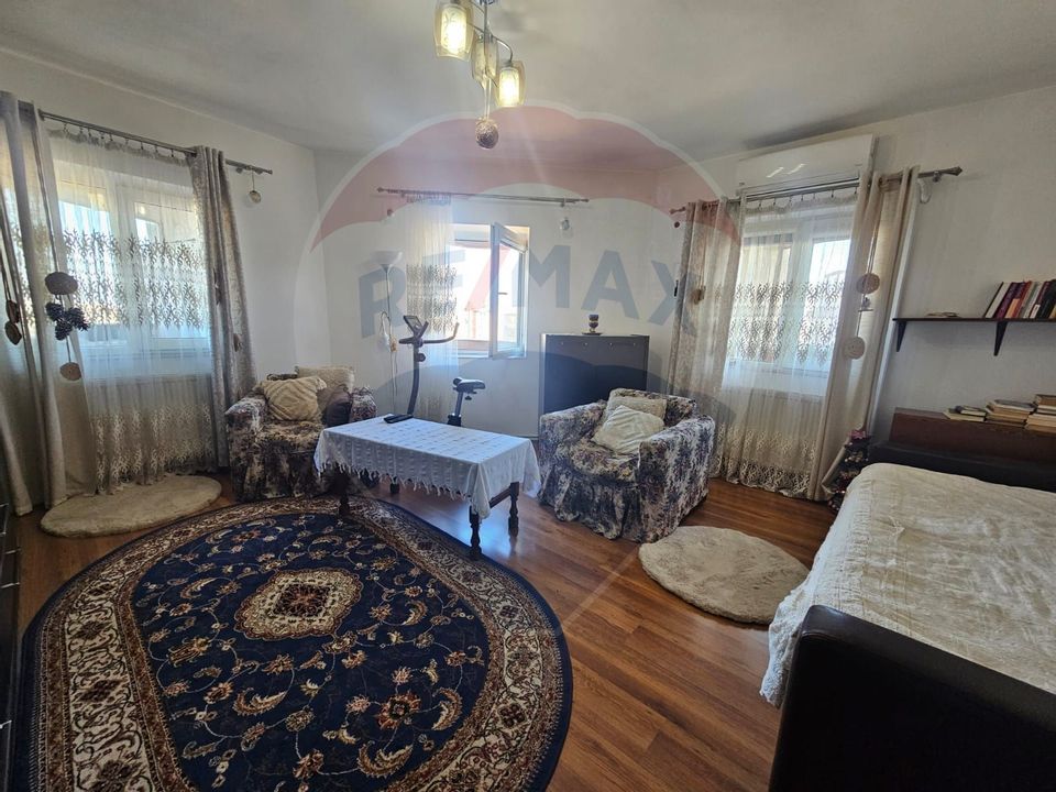 Apartament cu 2 camere de închiriat în zona Central/Constanta