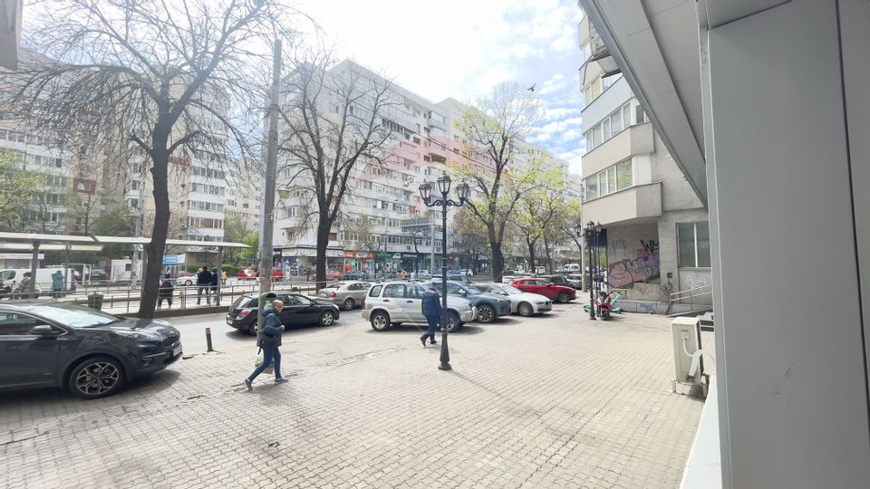 De Inchiriat spatiu comercial Sos Nicolae Titulescu - 251 Mp