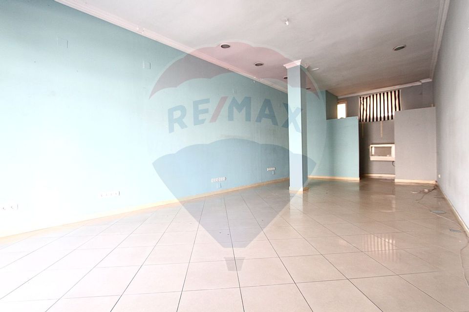 45sq.m Commercial Space for rent, Central area