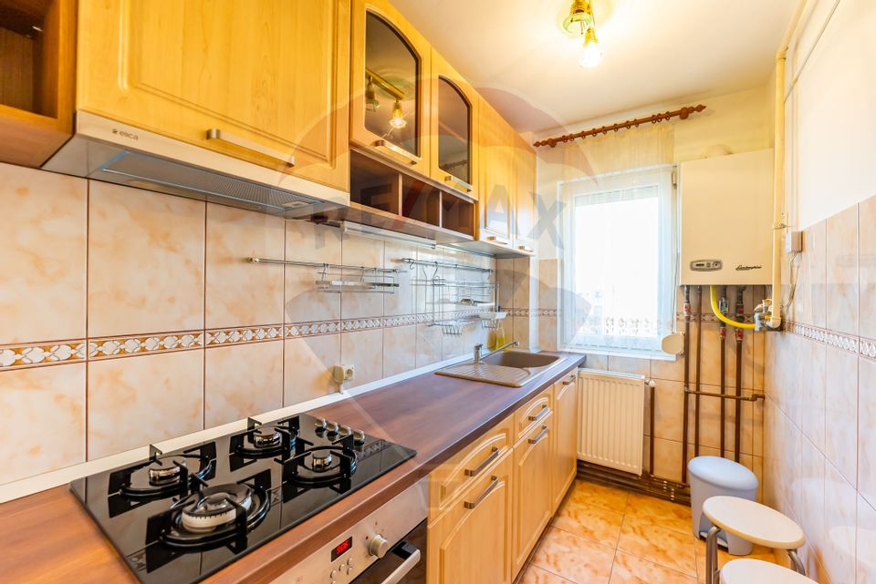 Apartament cu 3 camere la Lebada