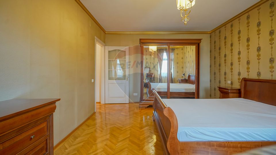 3 room Apartment for sale, Schei area