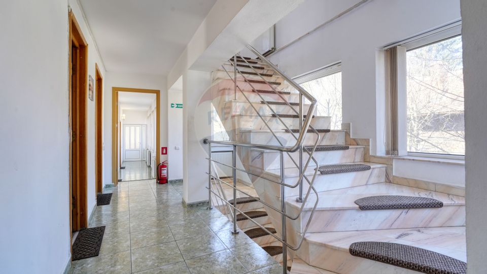 11 room Hotel / Pension for sale, Central area