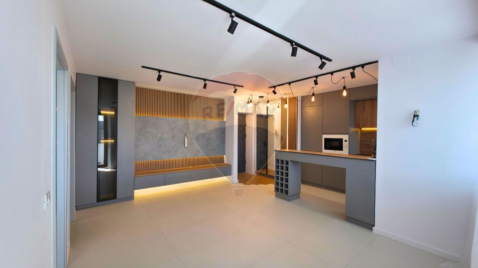 Vânzare 2 camere  în zona Lizeanu