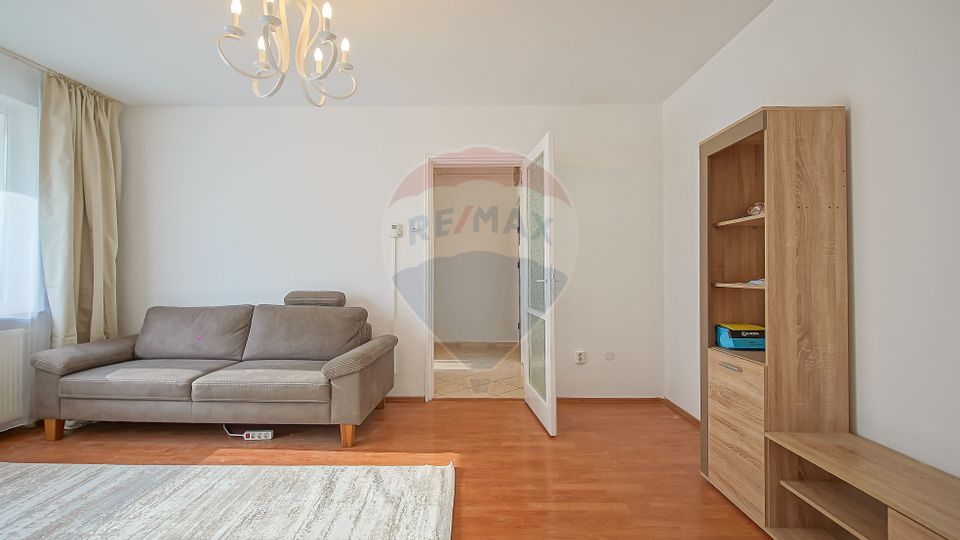 Apartament cu 2 camere de închiriat în zona Central