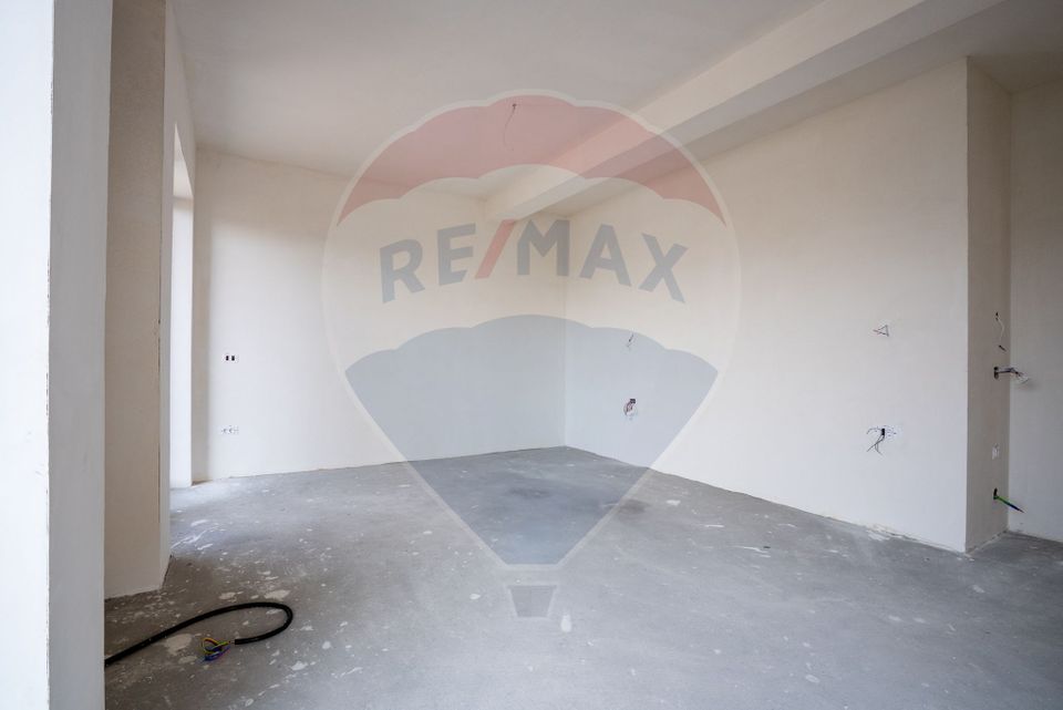 De vânzare casă 5 camere  în zona Dealuri Oradea