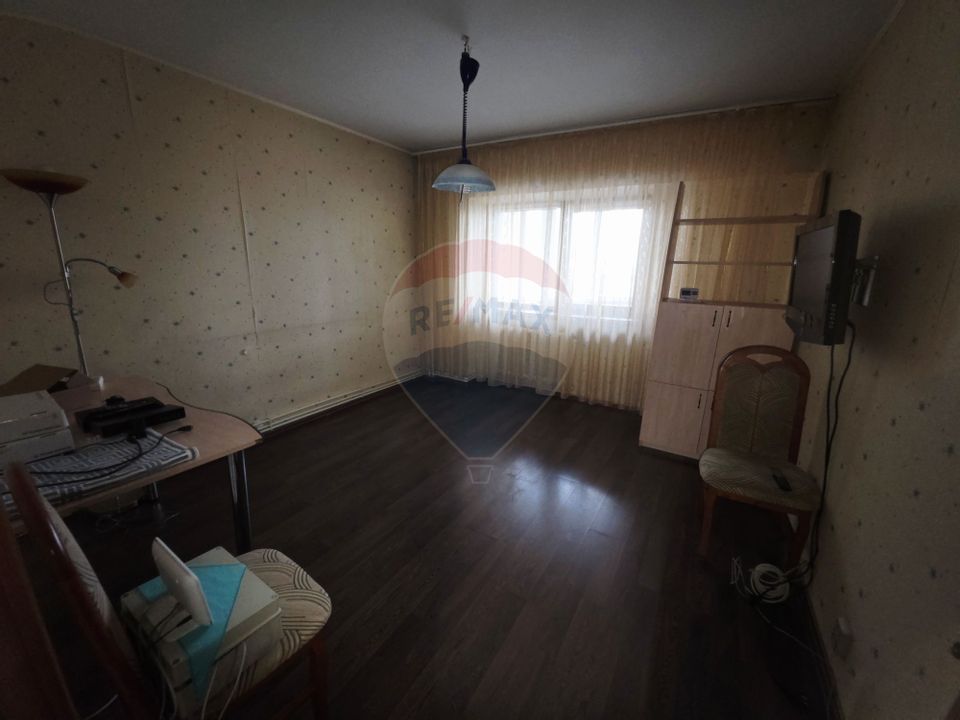 Apartament cu 2 camere de vânzare în zona 1 Mai