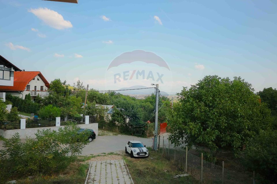 4 room House / Villa for sale, Podgoria area