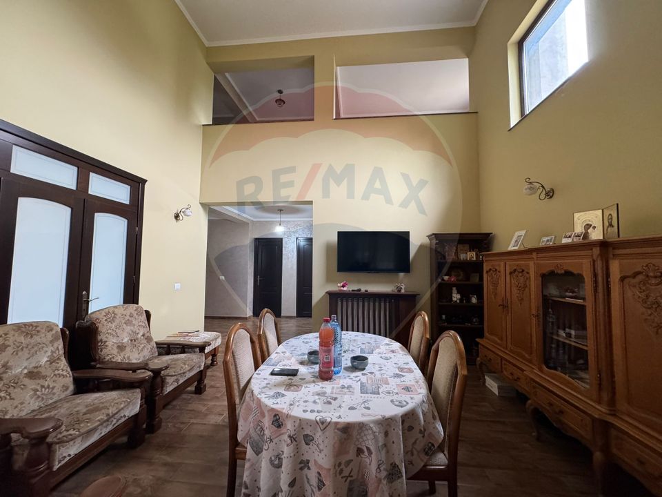 5 room House / Villa for sale, Nord area