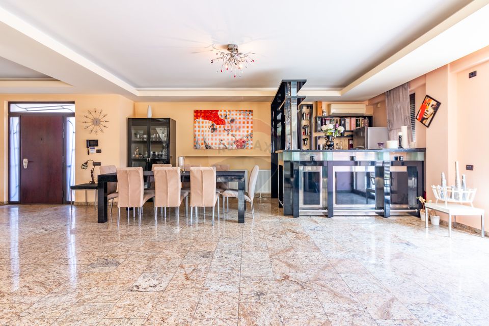 Opportunity to purchase 7-room villa Corbeanca