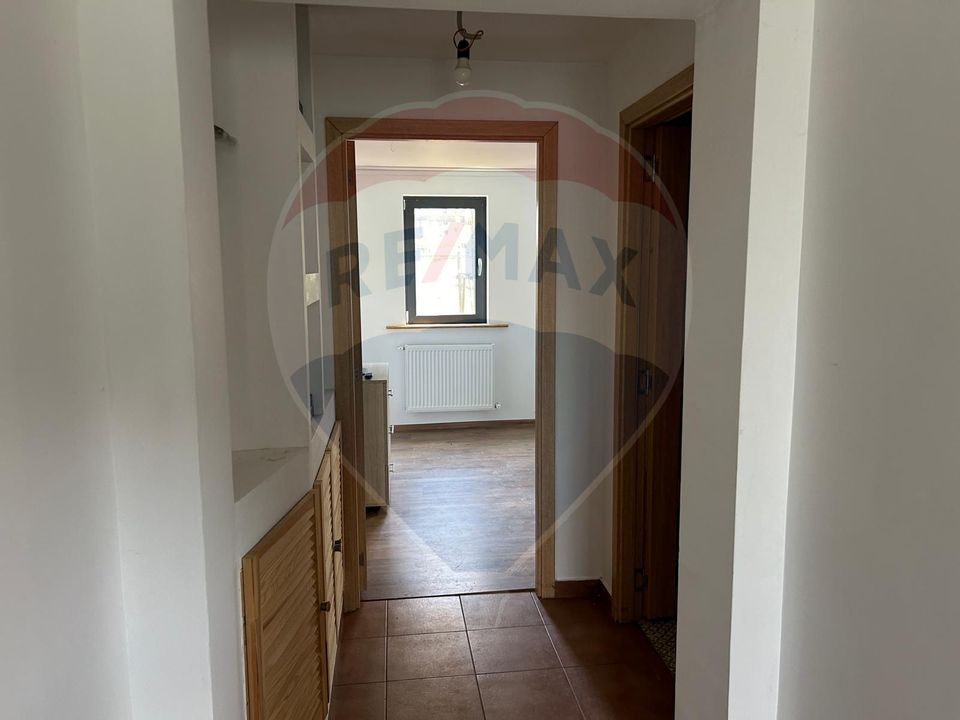 Apartament cu 2 camere la super preț în Mocira